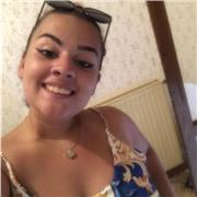 Diplomata in lingue e al primo anno di giurisprudenza